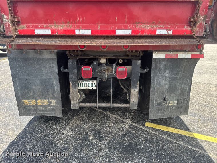 image for item DV2045 1994 International 4900 dump truck