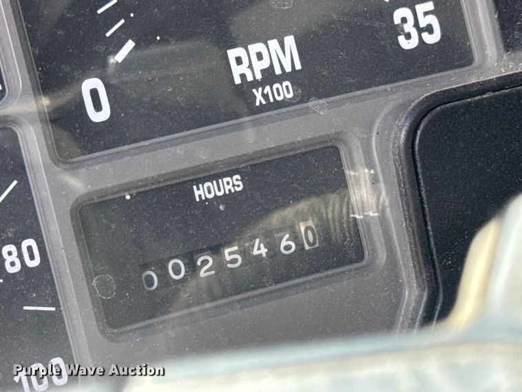 image for item DV2045 1994 International 4900 dump truck