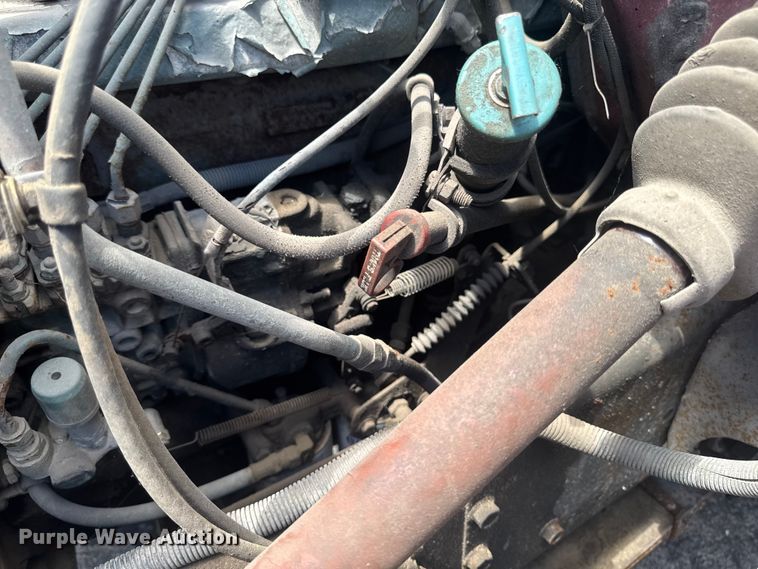 image for item DV2045 1994 International 4900 dump truck