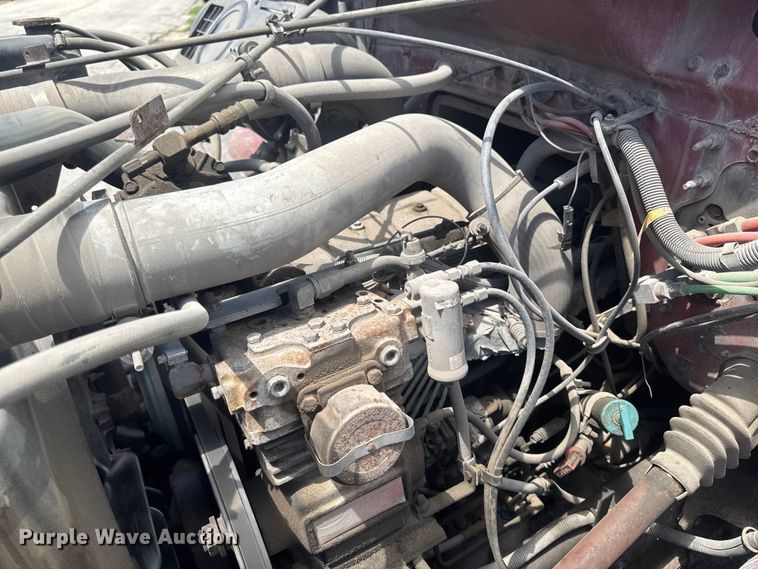 image for item DV2045 1994 International 4900 dump truck