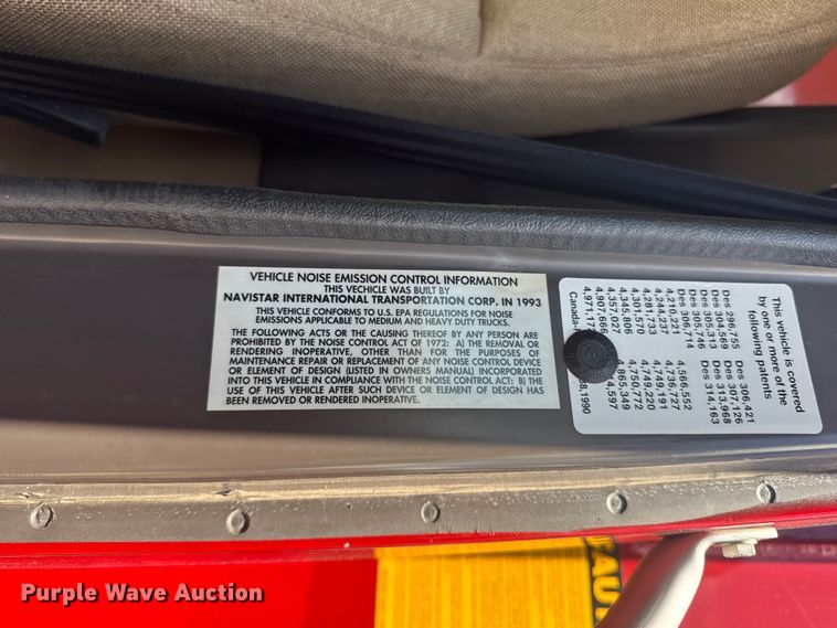 image for item DV2045 1994 International 4900 dump truck