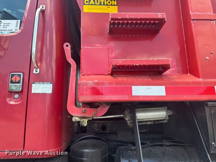 image for item DV2046 1988 International F1954 dump truck