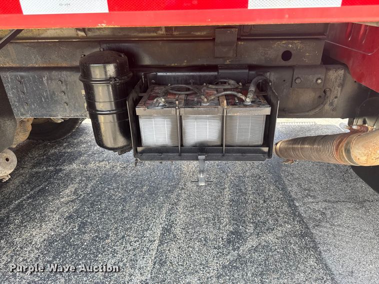 image for item DV2046 1988 International F1954 dump truck