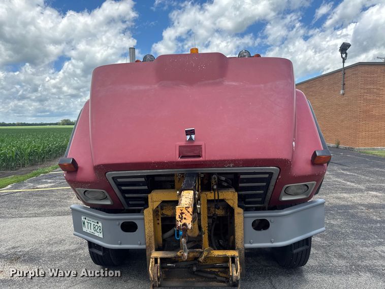 image for item DV2046 1988 International F1954 dump truck