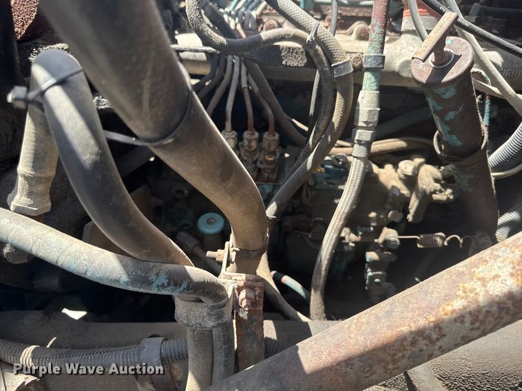 image for item DV2046 1988 International F1954 dump truck