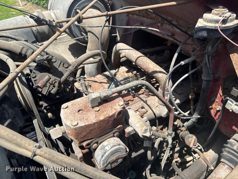 image for item DV2046 1988 International F1954 dump truck