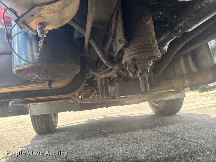 image for item DV2046 1988 International F1954 dump truck