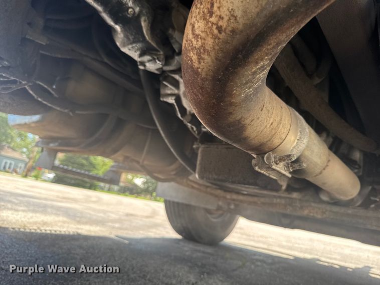 image for item DV2046 1988 International F1954 dump truck