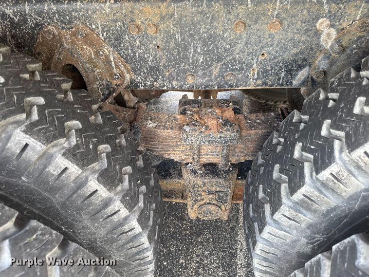 image for item DV2046 1988 International F1954 dump truck