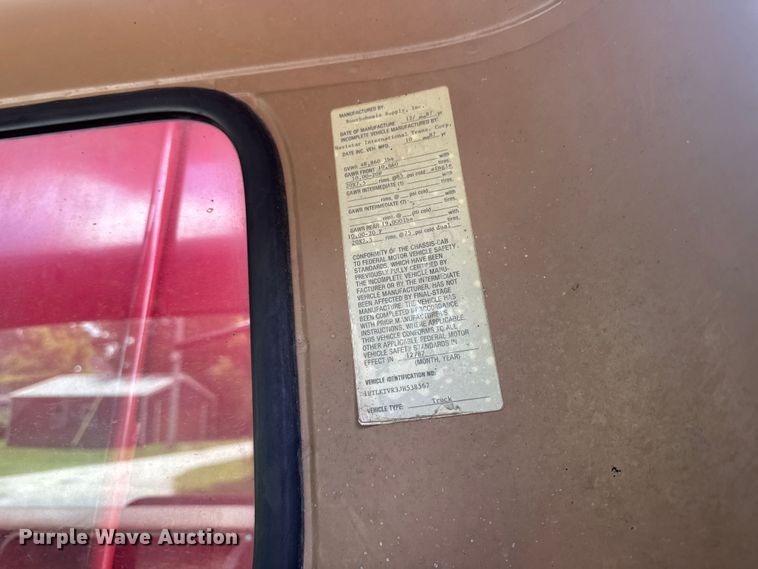 image for item DV2046 1988 International F1954 dump truck