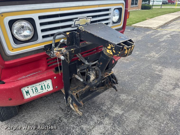 image for item DV2047 1983 Chevrolet C70 dump truck