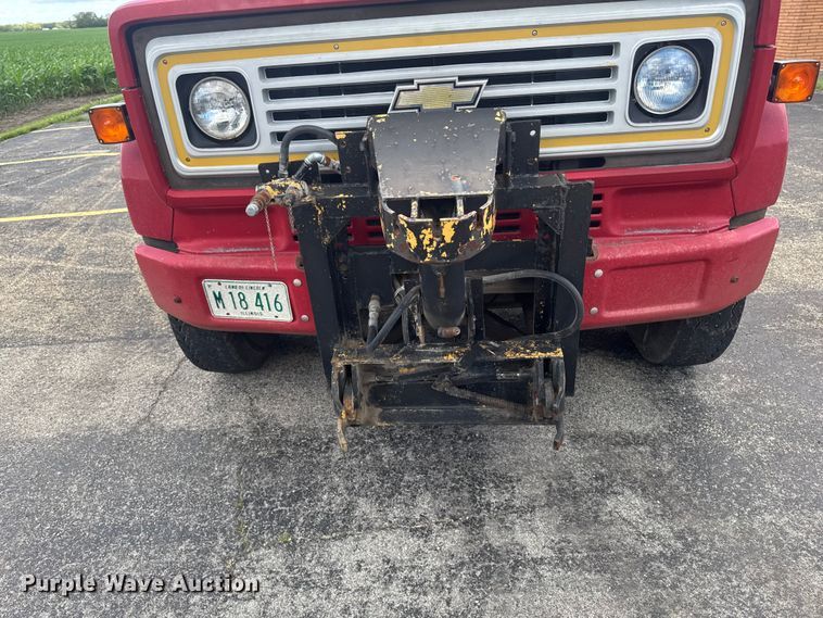 image for item DV2047 1983 Chevrolet C70 dump truck