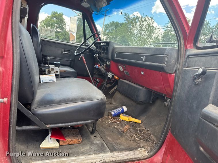 image for item DV2047 1983 Chevrolet C70 dump truck