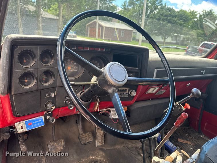 image for item DV2047 1983 Chevrolet C70 dump truck