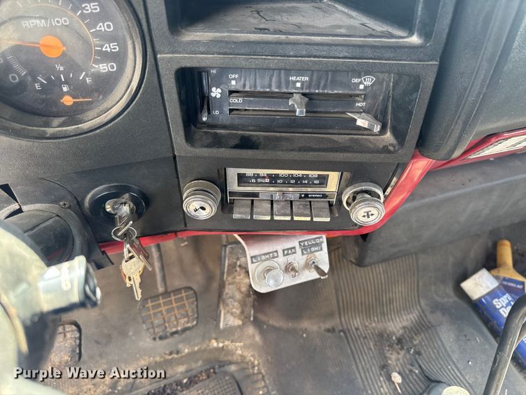 image for item DV2047 1983 Chevrolet C70 dump truck