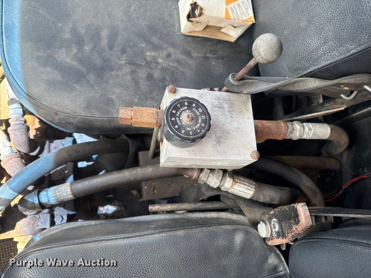 image for item DV2047 1983 Chevrolet C70 dump truck