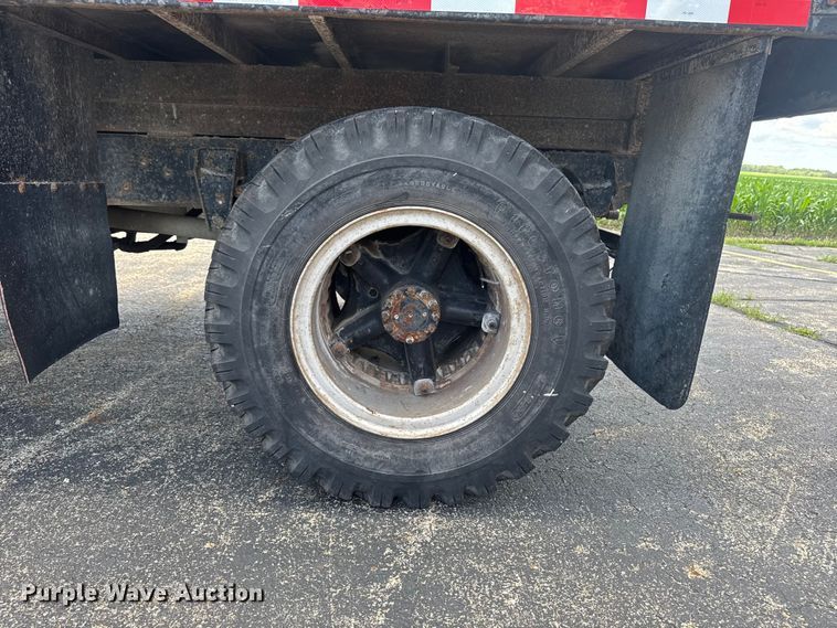 image for item DV2047 1983 Chevrolet C70 dump truck