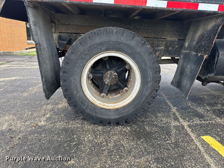 image for item DV2047 1983 Chevrolet C70 dump truck