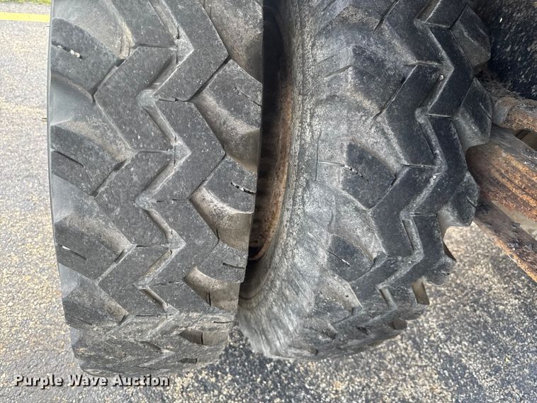 image for item DV2047 1983 Chevrolet C70 dump truck