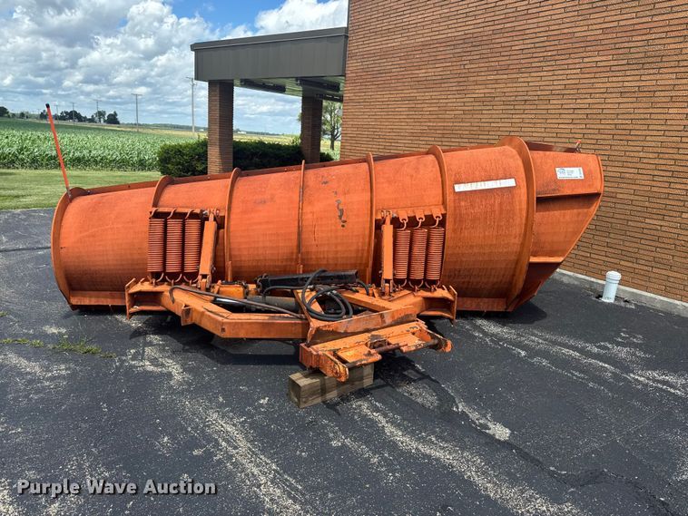 image for item DV2048 12TA3762M10L snow plow
