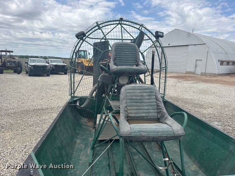 image for item DY2966 American Airboat Corp Air Ranger air boat