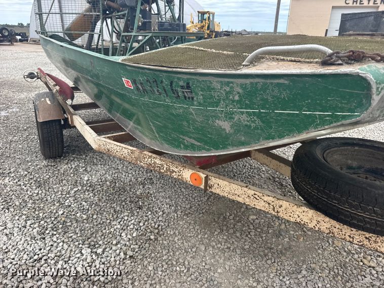 image for item DY2967 Airgator air boat