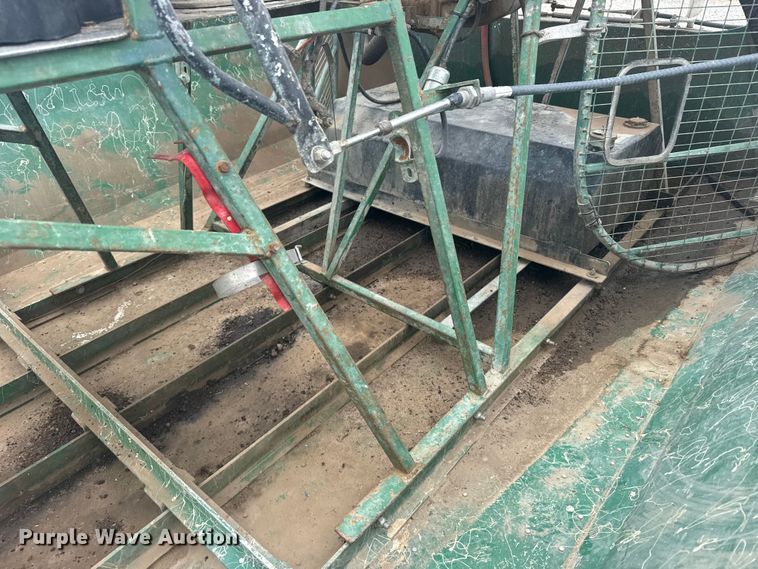 image for item DY2967 Airgator air boat