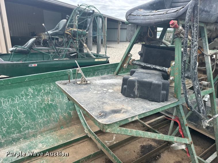 image for item DY2967 Airgator air boat