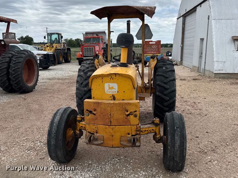 image for item DY2968 John Deere 401-B tractor