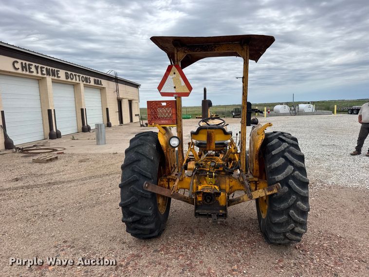 image for item DY2968 John Deere 401-B tractor