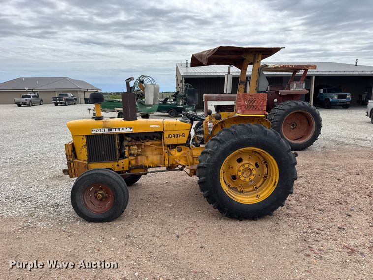 image for item DY2968 John Deere 401-B tractor