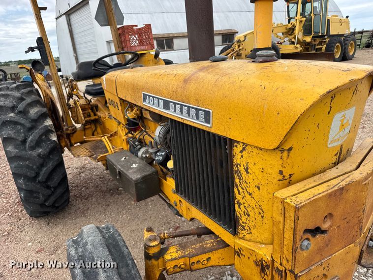 image for item DY2968 John Deere 401-B tractor