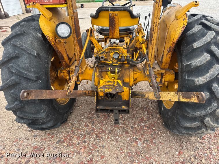 image for item DY2968 John Deere 401-B tractor