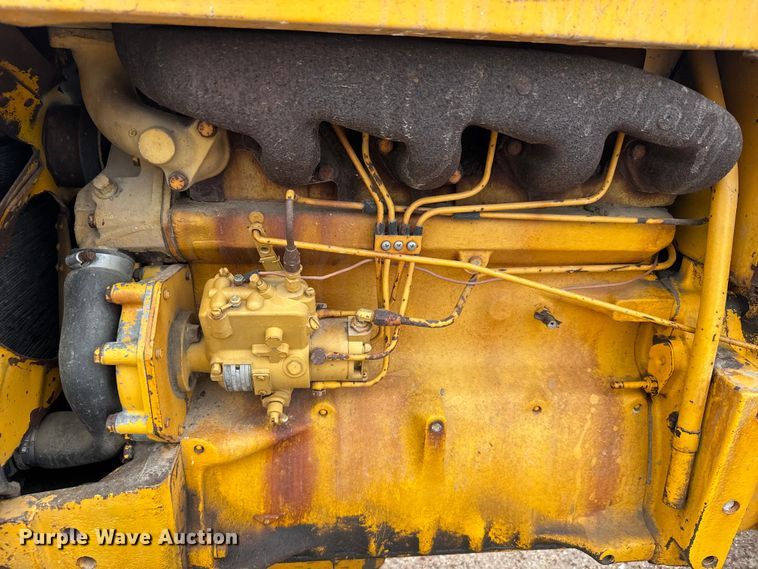 image for item DY2968 John Deere 401-B tractor