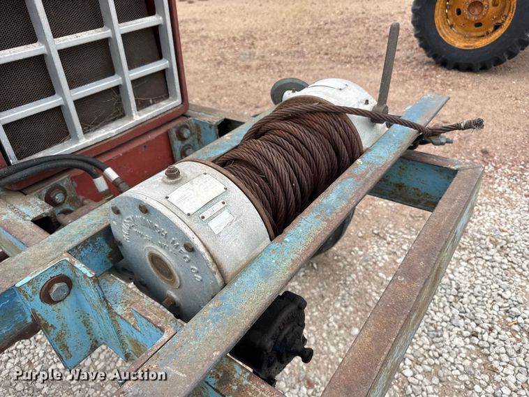 image for item DY2969 Farmal 666 tractor