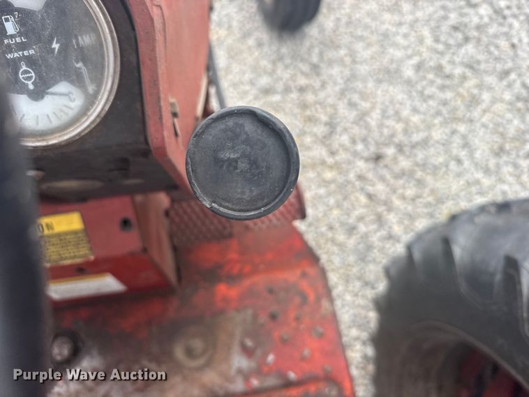 image for item DY2969 Farmal 666 tractor