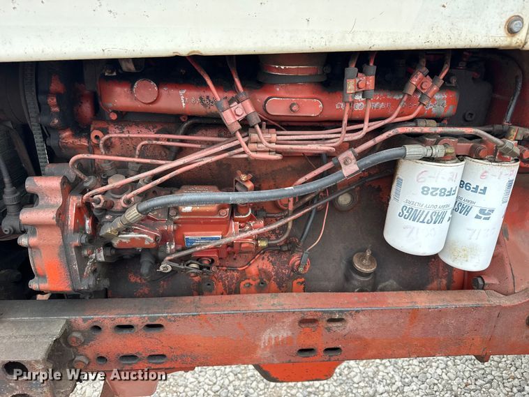 image for item DY2969 Farmal 666 tractor