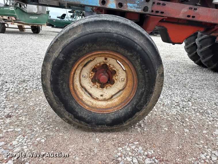 image for item DY2969 Farmal 666 tractor