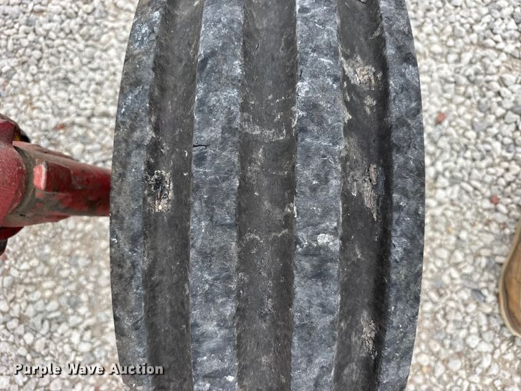 image for item DY2969 Farmal 666 tractor