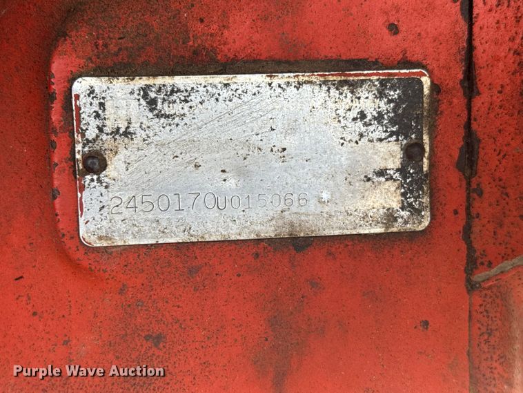 image for item DY2969 Farmal 666 tractor