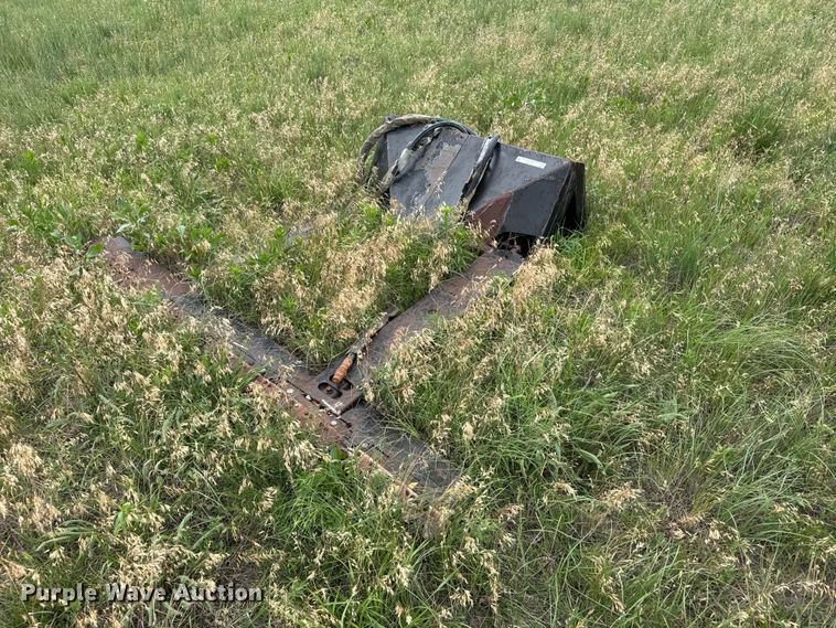 image for item DY2972 Skid steer sickle mower