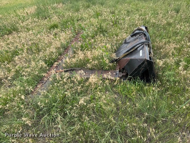 image for item DY2972 Skid steer sickle mower