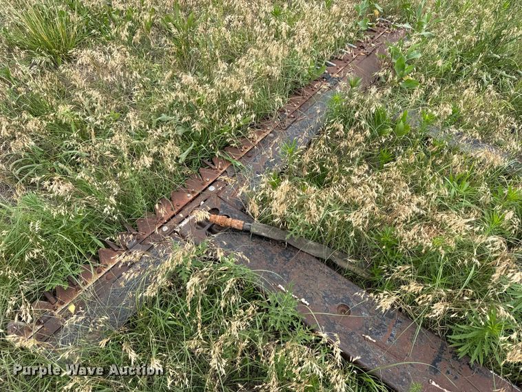 image for item DY2972 Skid steer sickle mower