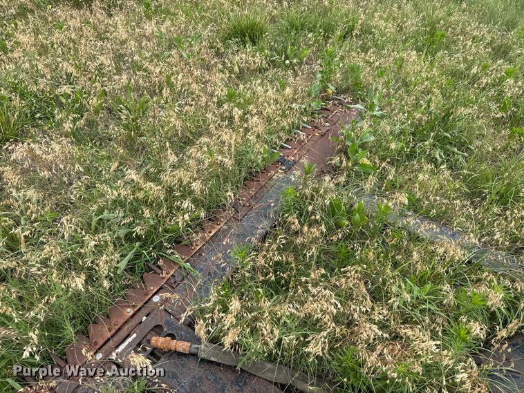 image for item DY2972 Skid steer sickle mower
