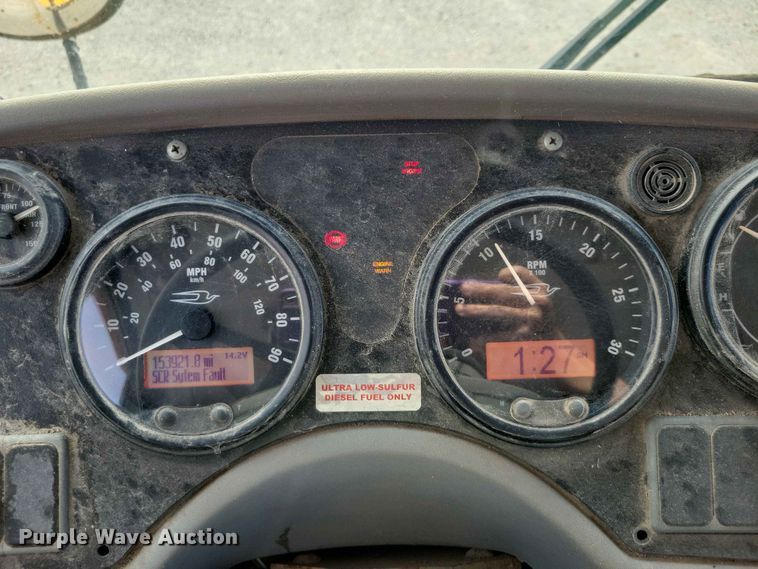 image for item DZ6658 2013 Bluebird school bus