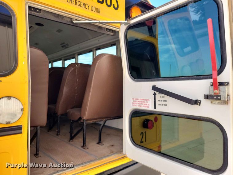 image for item DZ6658 2013 Bluebird school bus
