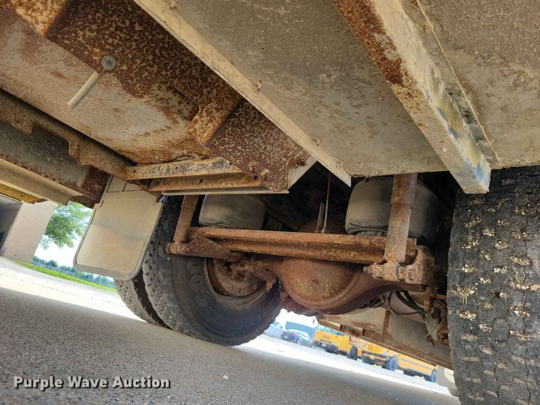 image for item DZ6658 2013 Bluebird school bus
