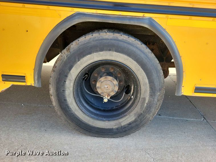 image for item DZ6658 2013 Bluebird school bus