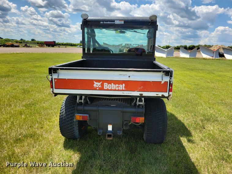 image for item DZ7343 2017 Bobcat  5600 utility vehicle