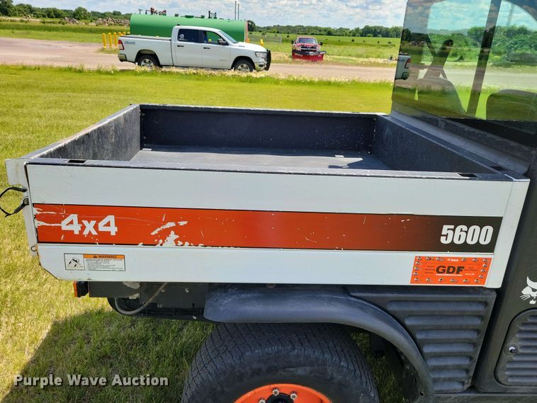 image for item DZ7343 2017 Bobcat  5600 utility vehicle